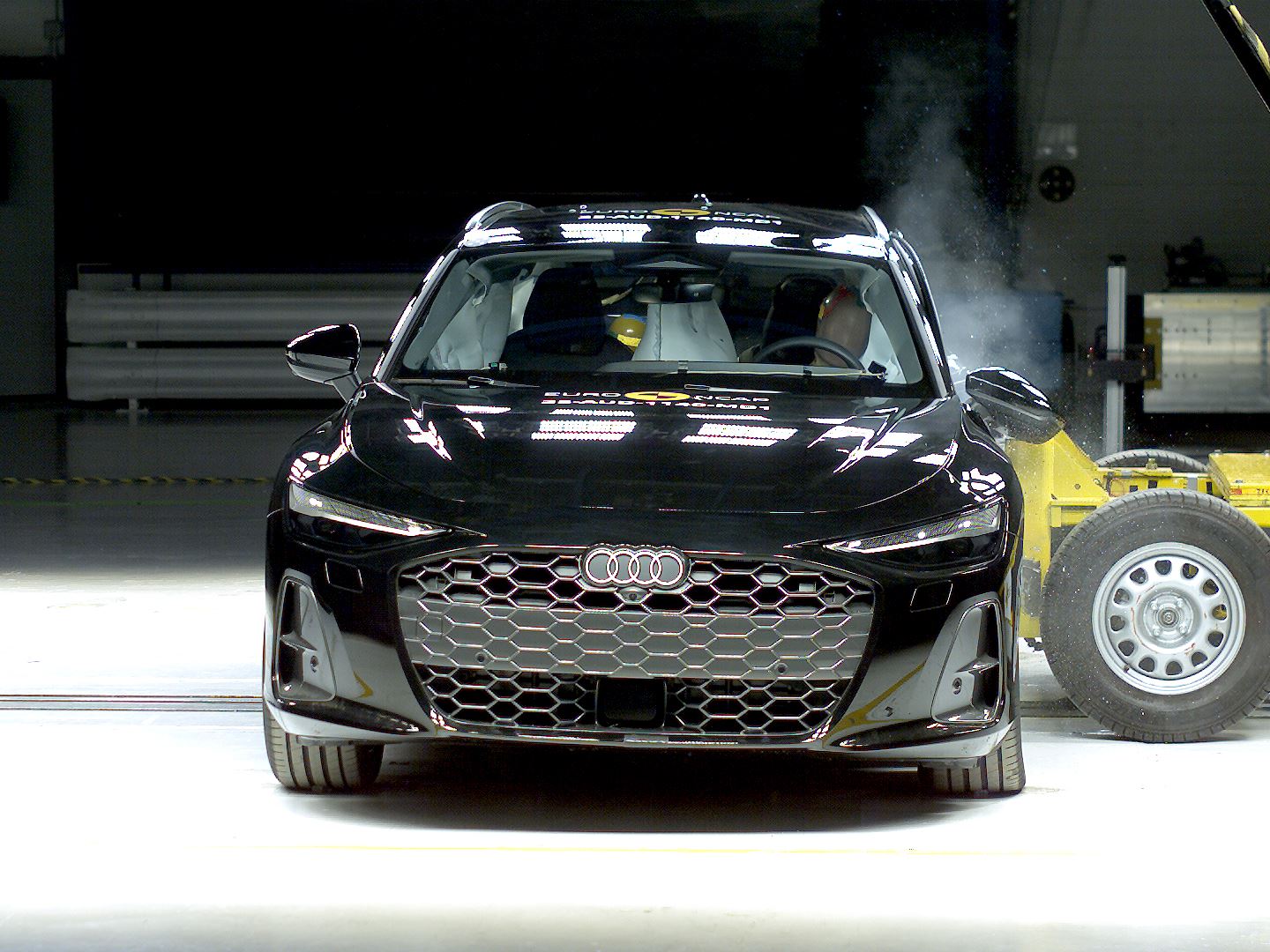 Audi A6 Side Mobile Barrier test 2024