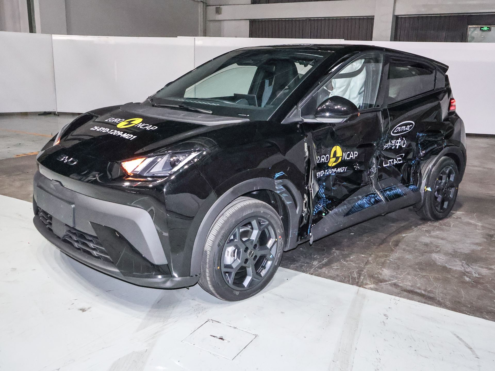 BYD DOLPHIN SURF Side Mobile Barrier test 2025 after crash