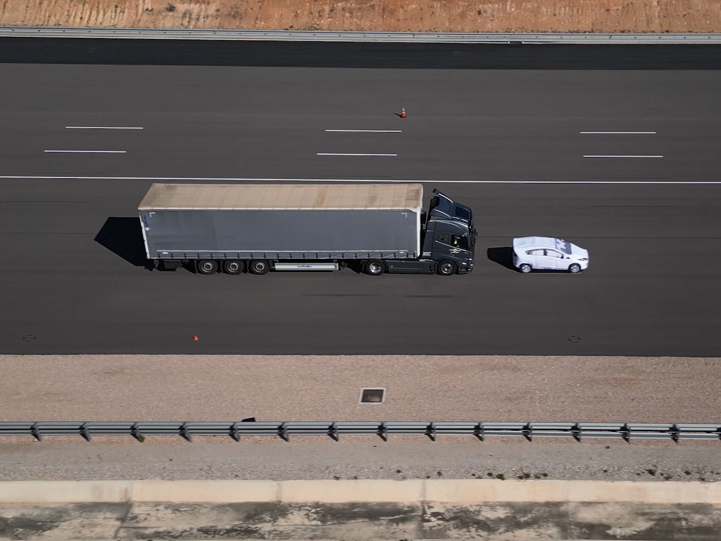 Volvo FM 4x2 Tractor Unit 2024 Commercial Truck Safety Tests