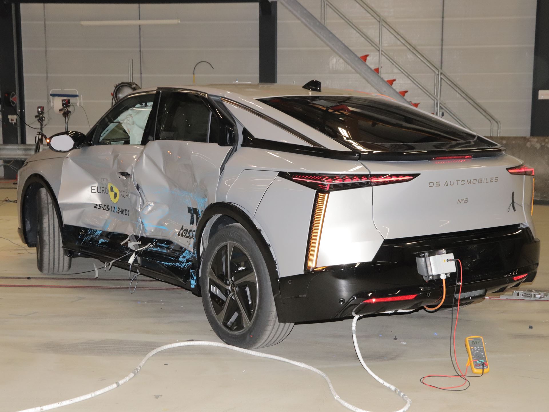 DS N 8 Side Mobile Barrier test 2025 after crash