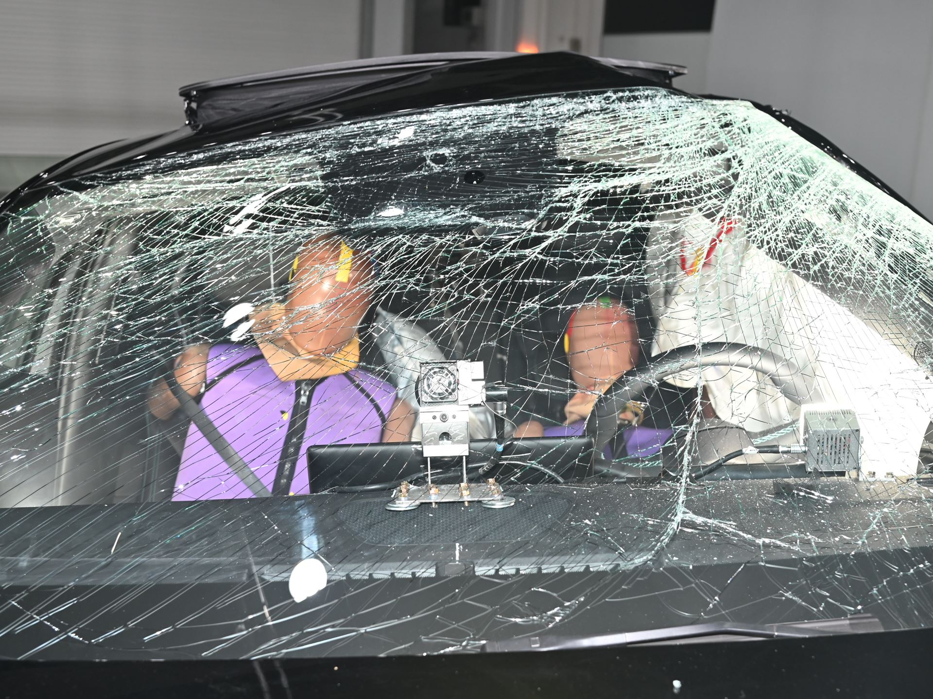 BYD SEAL 6 Far Side impact test 2025 after crash