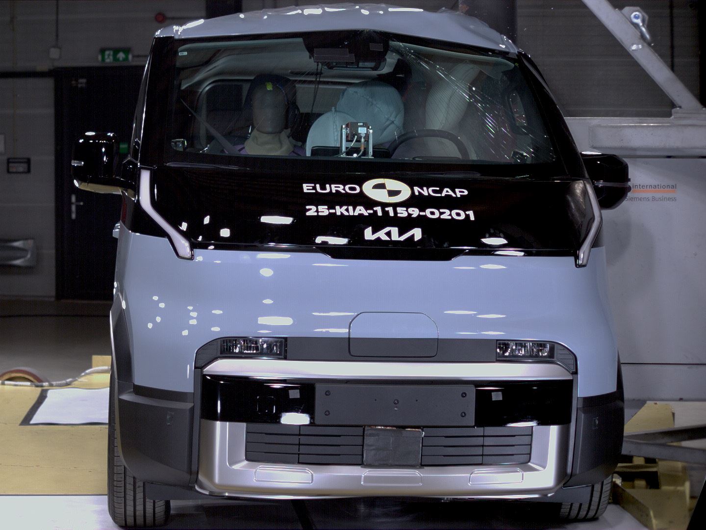 Kia PV5 Passenger Side Pole test 2025