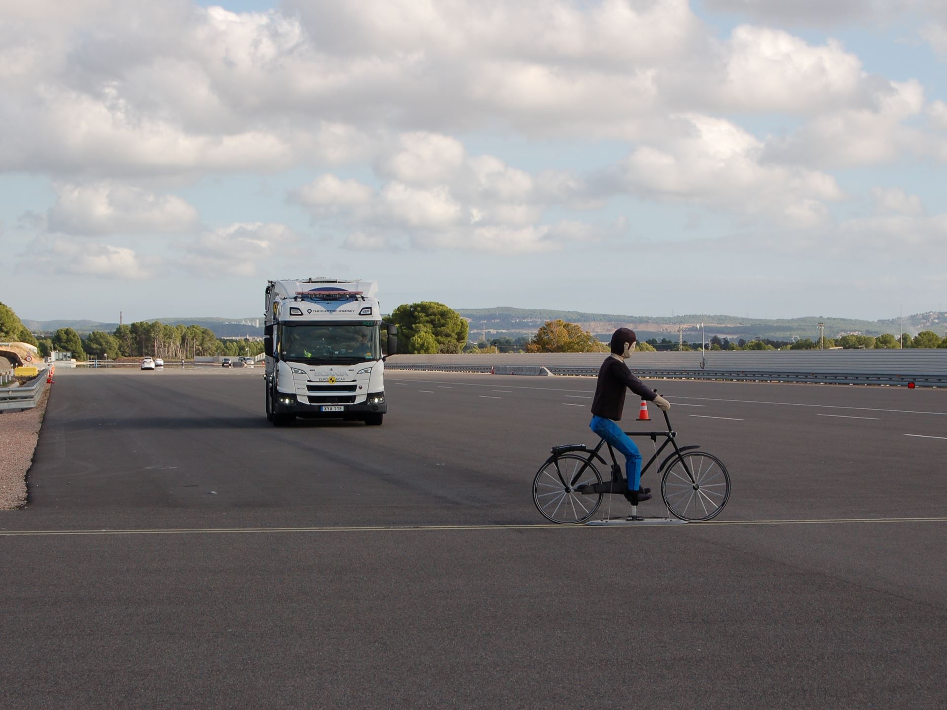 Scania L series Commercial Truck Safety Tests 2026