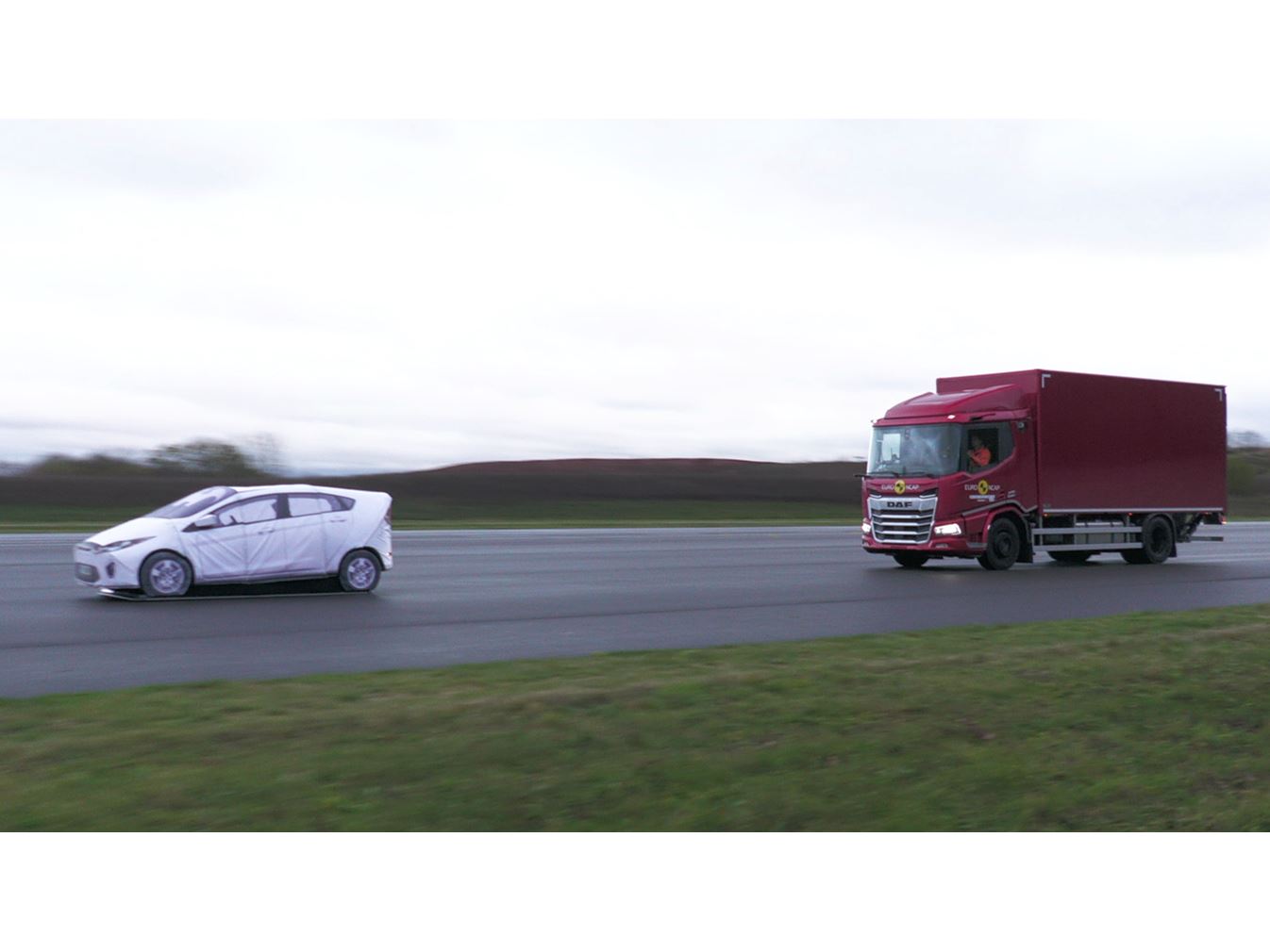 DAF XD Commercial Truck Safety Tests 2026