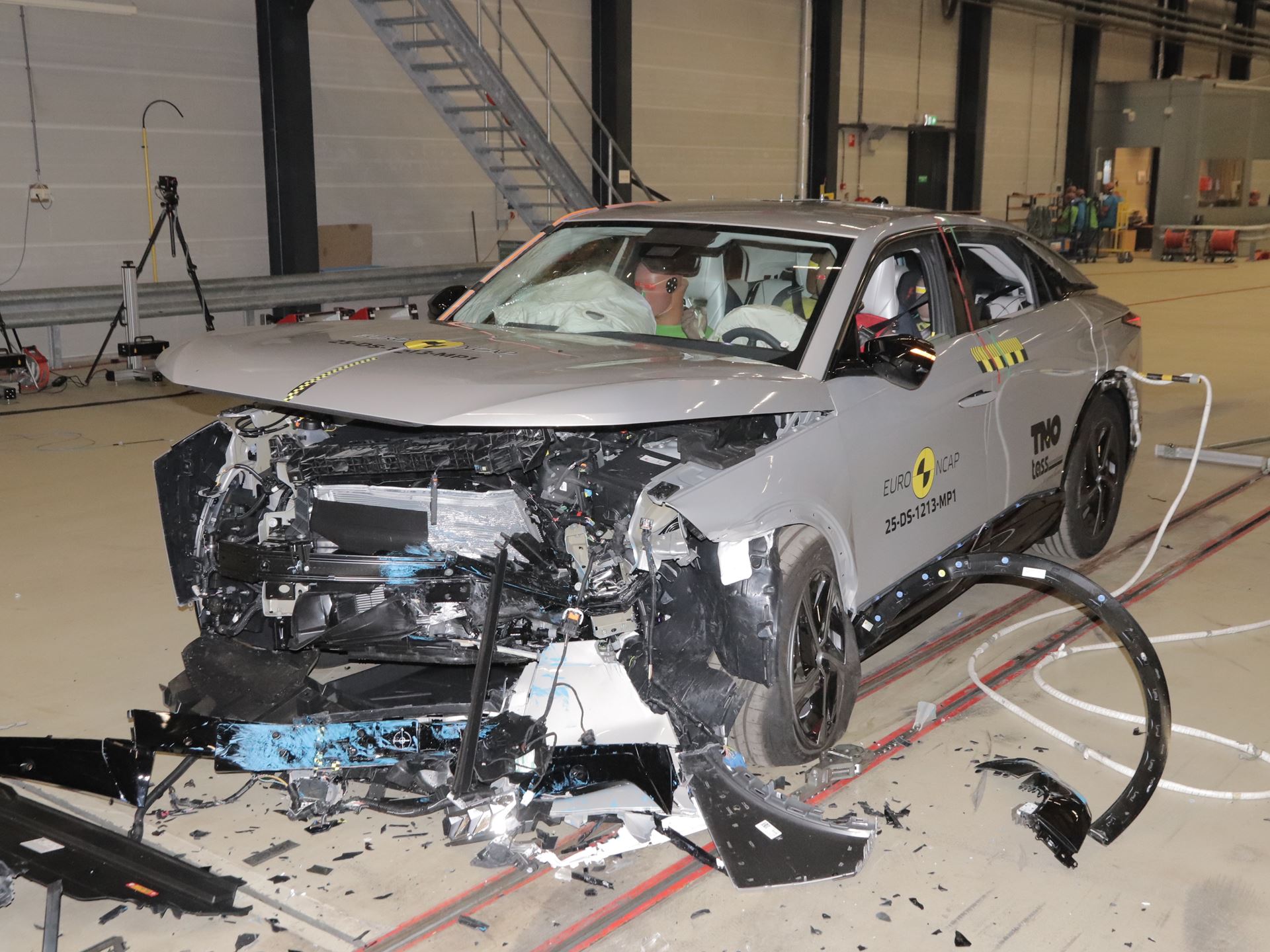 DS N 8 Mobile Progressive Deformable Barrier test 2025 after crash