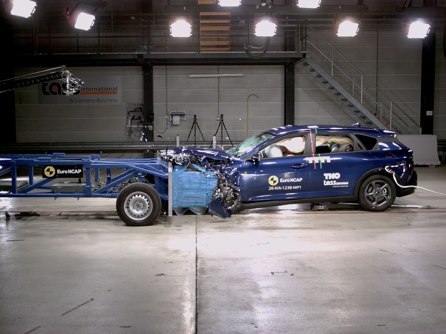 Kia K4 MPDB test 2025