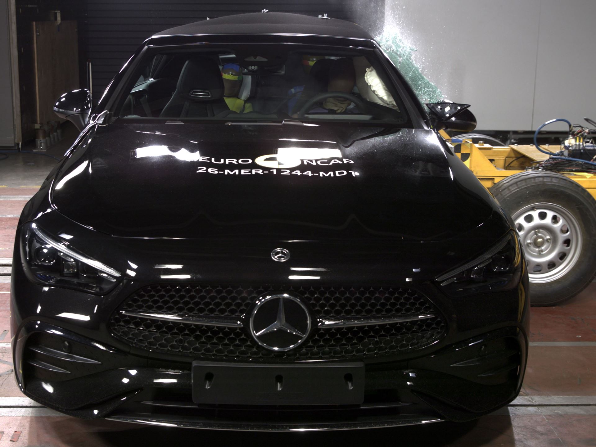 Mercedes Benz CLE Cabrio MDB test 2025
