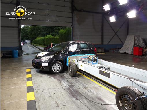 Nissan Note -Side crash test 2013 - after crash
