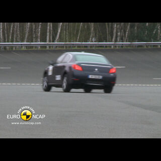 Peugeot 508 – ESC Test 2011
