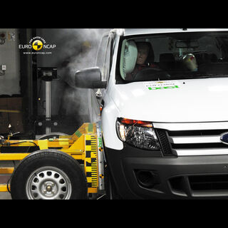 Ford Ranger – Side crash test
