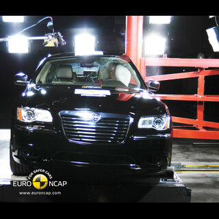 Lancia Thema - Pole crash test