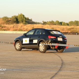 Audi Q3– ESC test