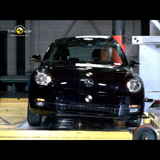 VW Beetle – Pole crash test