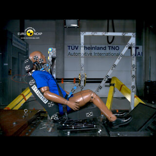 VW Beetle – Whiplash crash test