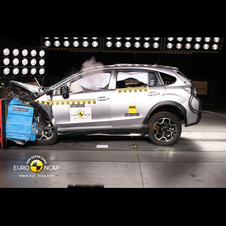 Subaru XV – Front crash test