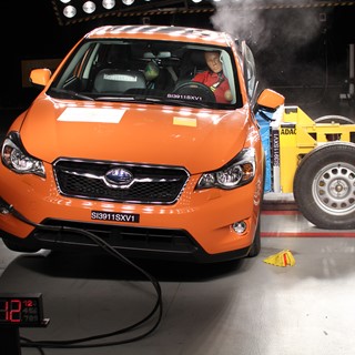 Subaru XV – Side crash test