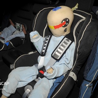 Mazda CX-5 – Child Rear Seat crash test