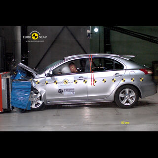 MITSUBISHI Lancer 2009 - Frontal crash test 2009
