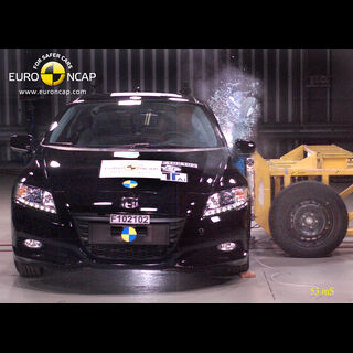Honda CR-Z -  Side crash test 2010
