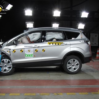 Ford Kuga Frontal crash test 2012