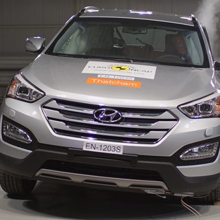 Hyundai Santa Fe Side crash test 2012