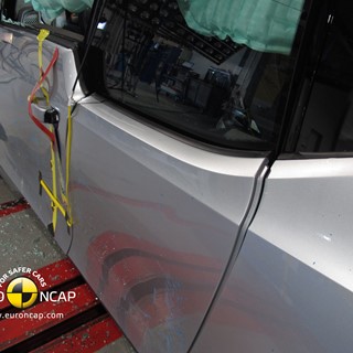 BMW i3 - Side crash test 2013 - after crash