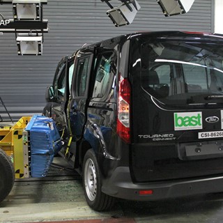 Ford Tourneo Connect -Side crash test 2013 - after crash