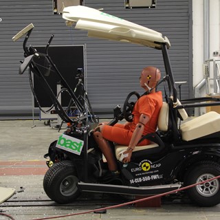 Club Car Villager 2+2 LSV - Frontal crash test 2014 - after crash