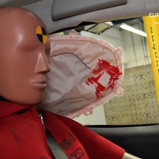 smart fortwo - Pole crash test 2014