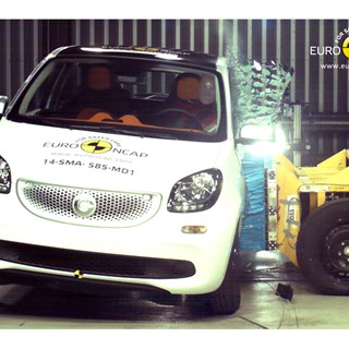 smart forfour  - Side crash test 2014