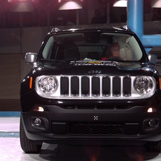 Jeep Renegade - Pole crash test 2014