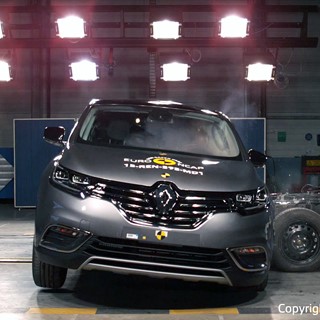 Renault Espace - Side crash test 2015