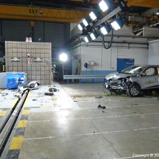 Renault Kadjar - Frontal Offset Impact test 2015 - after crash