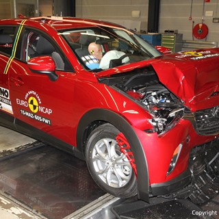 Mazda CX-3 - Frontal Full Width test 2015 - after crash