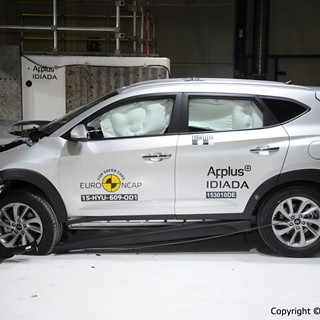 Hyundai Tucson - Frontal Offset Impact test 2015 - after crash