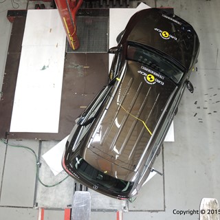 Mercedes-Benz GLC  - Pole crash test 2015 - after crash