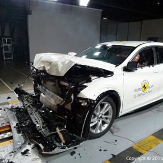 Infiniti Q30- Frontal Full Width test 2015 - after crash