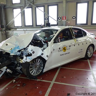 Alfa Romeo Giulia - Frontal Offset Impact test 2016 - after crash