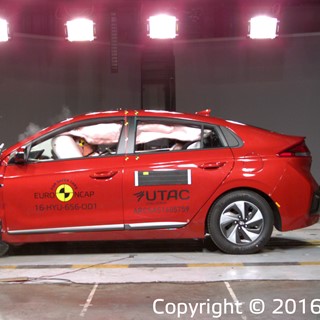 Hyundai Ioniq- Frontal Offset Impact test 2016