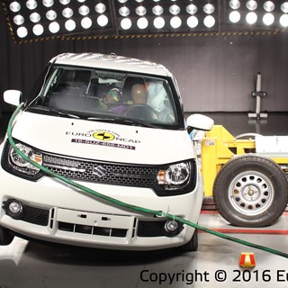 Suzuki Ignis - Side crash test 2016