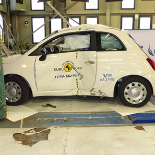 Fiat 500 - Pole crash test 2017 - after crash