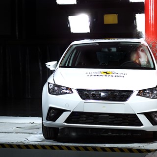 Seat Ibiza - Pole crash test 2017