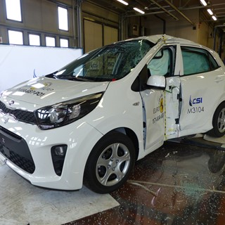 Kia Picanto - Pole crash test 2017 - after crash