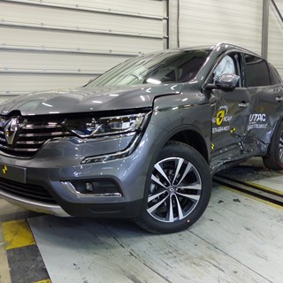 Renault Koleos  - Side crash test 2017-after crash