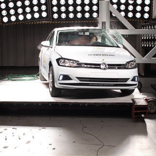 VW Polo - Pole crash test 2017