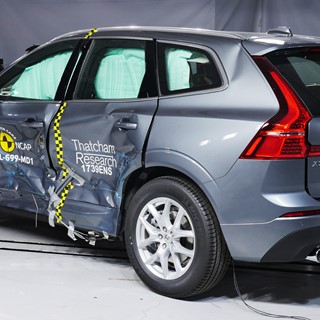 Volvo XC60 - Side crash test 2017 - after crash