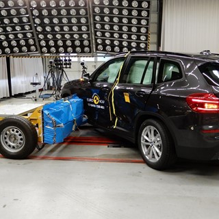 BMW X3 - Side crash test 2017 - after crash