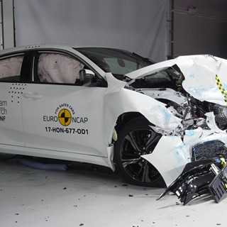 Honda Civic - Frontal Offset Impact test 2017 - after crash
