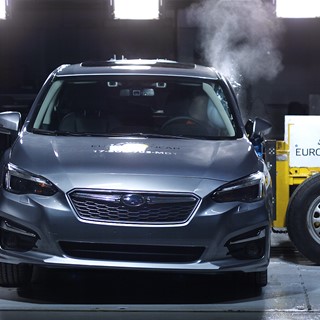 Subaru Impreza - Side crash test 2017