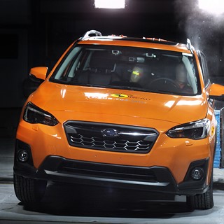 Subaru XV - Side crash test 2017